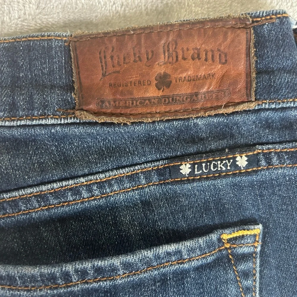 Lucky brand jeans Sophia boot cut dark wash - Picture 6 of 12